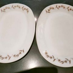 vintage pyrex plates