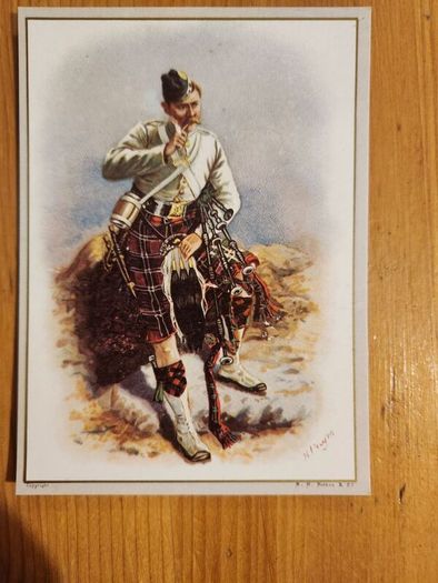 Beautiful Set Of 25 Reproduction  Vicorian Greeting Cards Of The Period 1860-1890 In Presentation Box. In Very Good Condition.