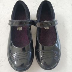 clarks girls patent leather shoes size 13.5