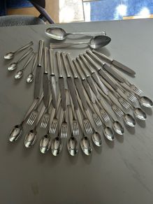 Vintage Wellner cutlery set