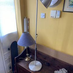 floor lamp and table lamp free