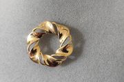 brooch