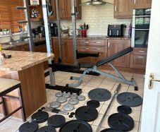 Read, Unbelievable Full Gym Spec Commercial Rack Rated To 450 Kilograms, Bench, Olympic Weights, Storage And More!!