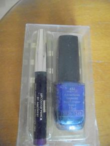 Boots No. 7 Nail Varnish & Lip Pencil Set for Sale
