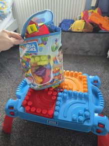 mega blocks table and bag of blocks