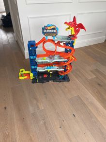 Hotwheels Ultimate Garage