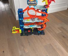 Hotwheels Ultimate Garage