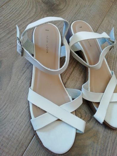 New Look white sandals size 8 as new