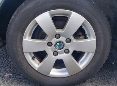 alloy wheel with new tyres