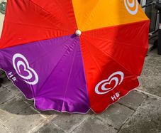 Vintage HB ice cream parasol / sun shade. 5ft diameter.