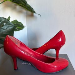 Red heels size 6