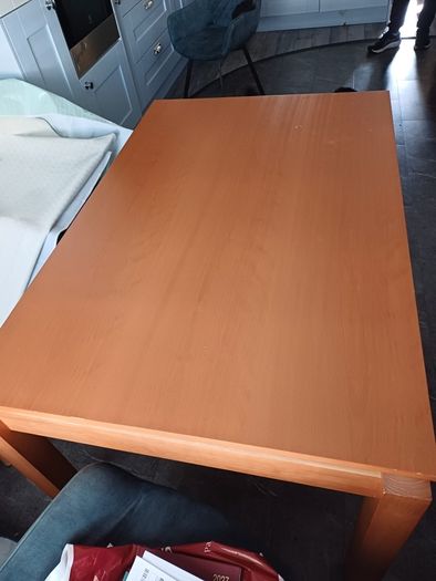 Extendable Dining table 8 chairs