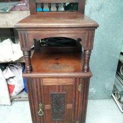2 cabinets