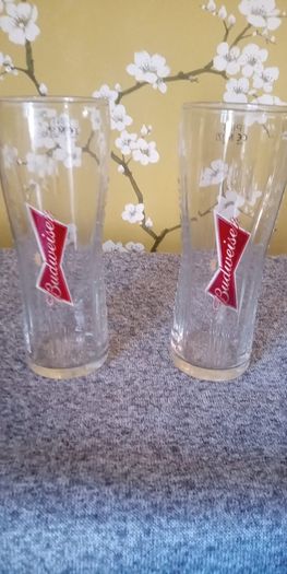 pint glasses