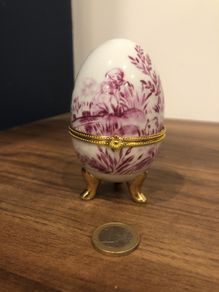 Vintage Egg trinket