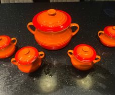 le creuset soup pots