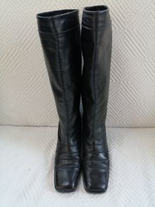 Bally Vintage Black All Leather Boots (6)