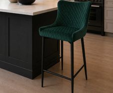 Bar stool