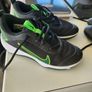 Nike boys Runners size 3.5 Image 2