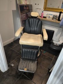 barber chair