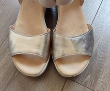 Gabor wedge sandals Size 6.5