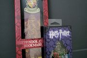 Harry Potter Hogwarts keyring and Gryffindor bookmark