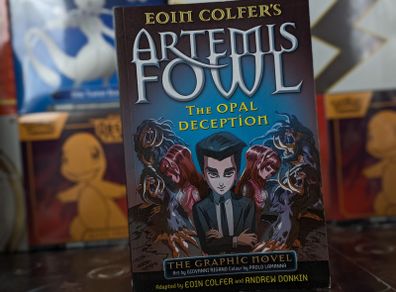 The Opal Deception ! The Graphic Novel ! Eoin Colfer ! 2014 ! by Puffin !