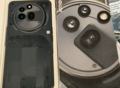 Nothing Phone (3A) Pro 256GB/12GB - Mobile Phone with 50 MP Periscope Camera, 50 MP Front Camera, 60x Ultra zoom, 6.77" FHD + flexible AMOLED Display - Grey
