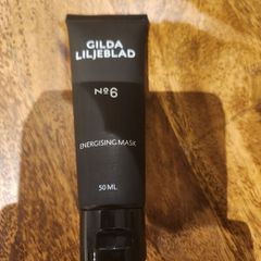 Gilda Liljeblad face mask
