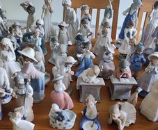 Nao Figurines