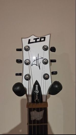 Esp Ltd James Hetfield Iron Cross.