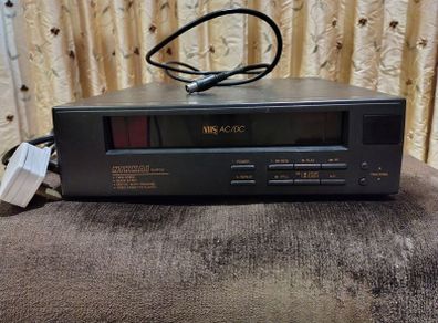 Nikkai NVP02 twin-speed VHS video player