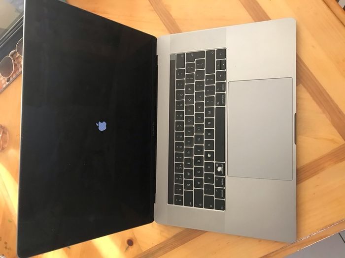 Macbook