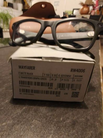 Meta ray ban glasses brand new GEN 1