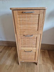 Bathroom storage