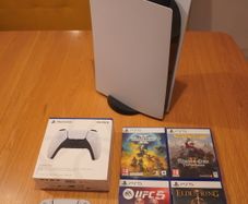 PlayStation 5 Disc Edition 1TB 2 Controllers + 4 Games