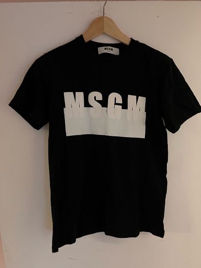 t-shirt designer MSGM
