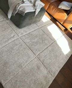 Rugvista Lara wool rug  - 200cm x 300cm.