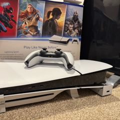 Sony PlayStation 5 Disc drive gaming console. 1TB. Like new.