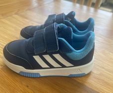Adidas tensaur hook and loop trainers navy and blue