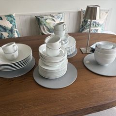 DERMA Simplicity White Dinnerware Set  45 Pieces