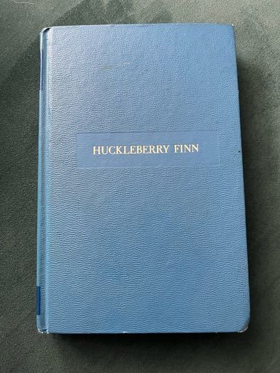 vintage Huckleberry Finn book