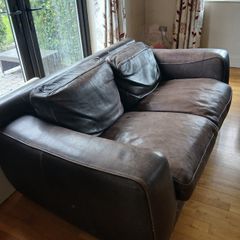 Leather suite 3 2 1