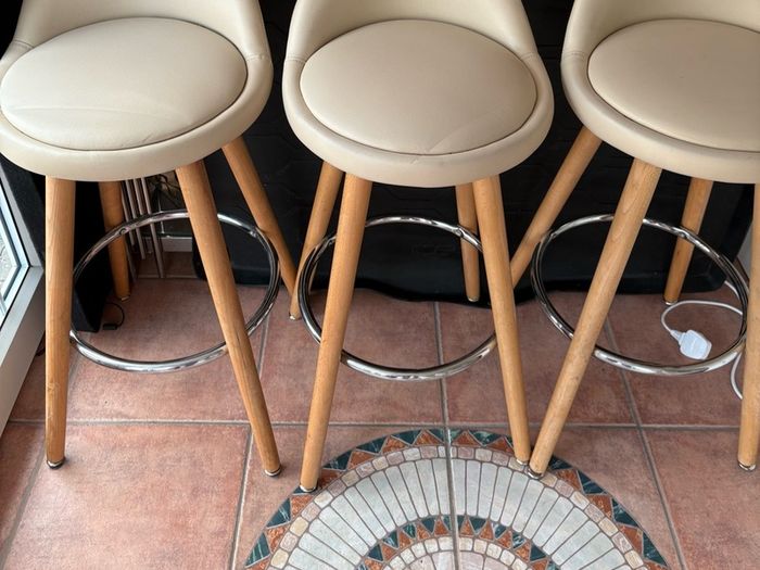 kitchen stools