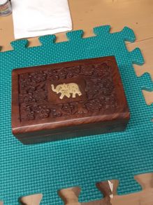 Trinket box inlaid elephant