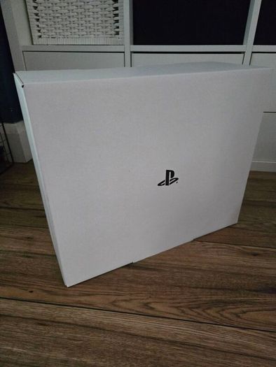 PS5 disc version "box" only