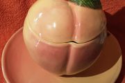 peach design plate and ice bucket