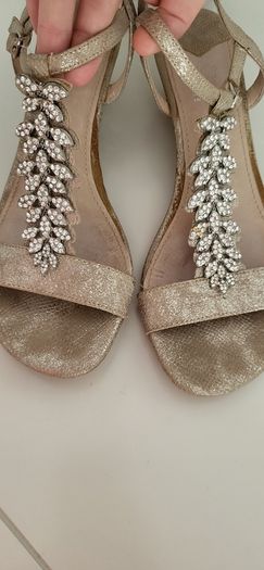 MODA in PELLE leather jewelled sandals with low platform Sz 41 (Fit 7- 7.5 UK)