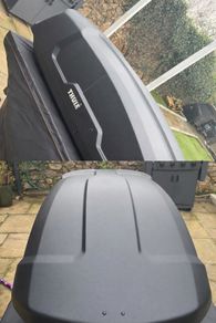 THULE Roof Box With Bars