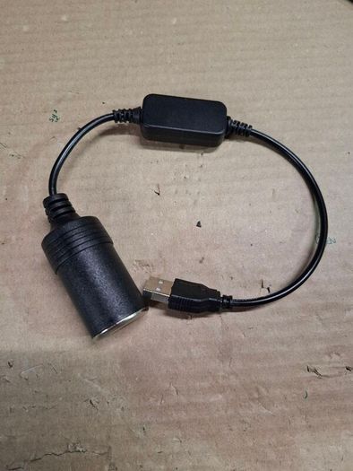 Adapter 12v to usb
